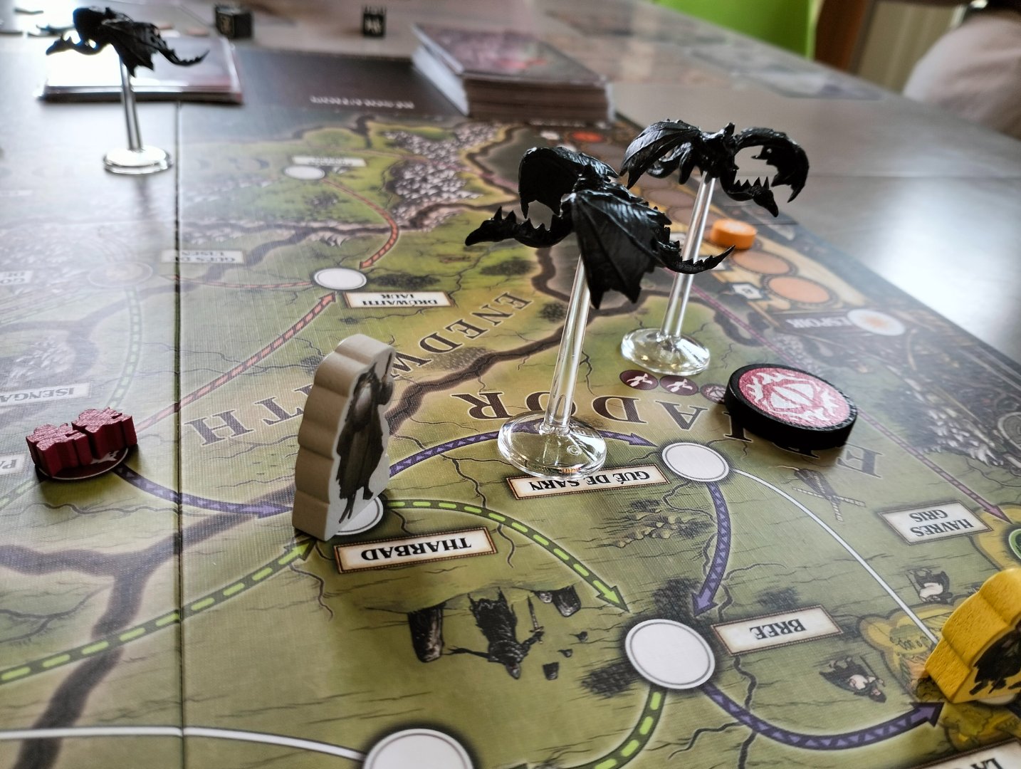 Le destin de la communauté de l'anneau.jpg